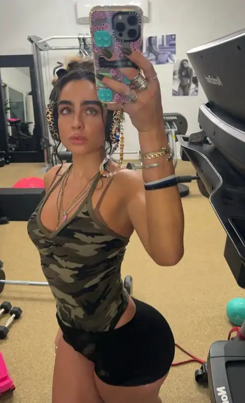 Gym selfie - IG February 2024 