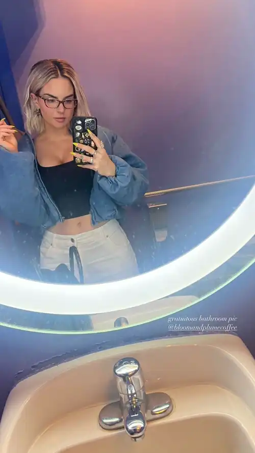 Bathroom Selfie | IG Story 5/5/2024