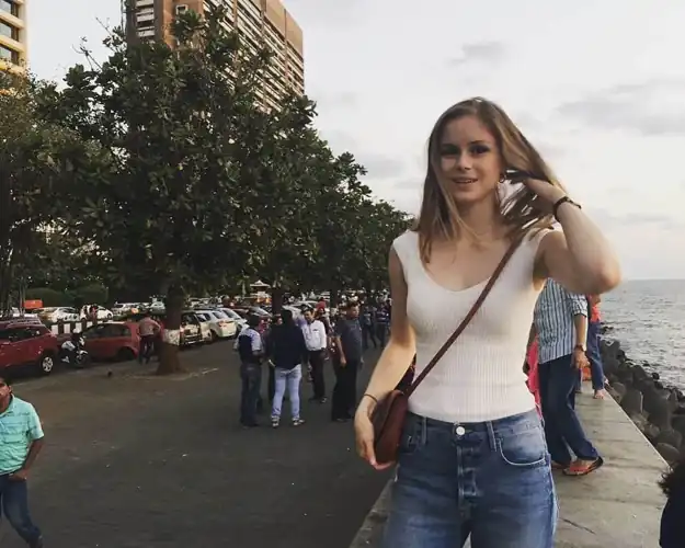 Casual and yet so sexy