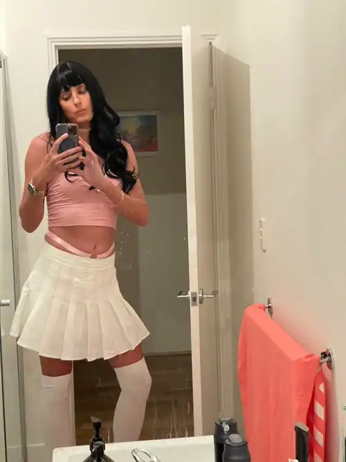 How do I look? 😇