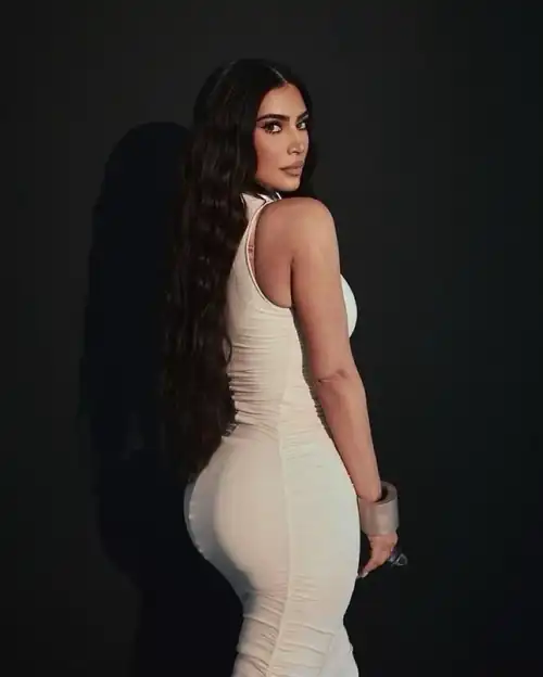Describe your first dick sucking experience for Kim?