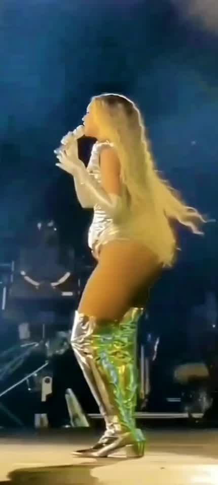 Renaissance rare clip but (Low quality) 