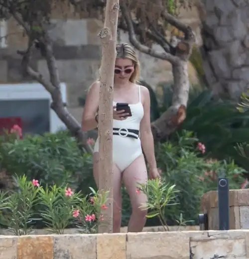 Emma Roberts