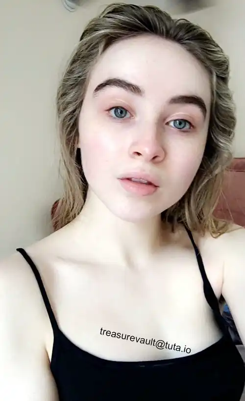 Some says there are some leaks from this set. I never seen em but people say the guy whose name is written in the pic has it. If these will be leaked one day. I’ll share them in here.