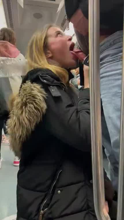 Blowjob in a public bus