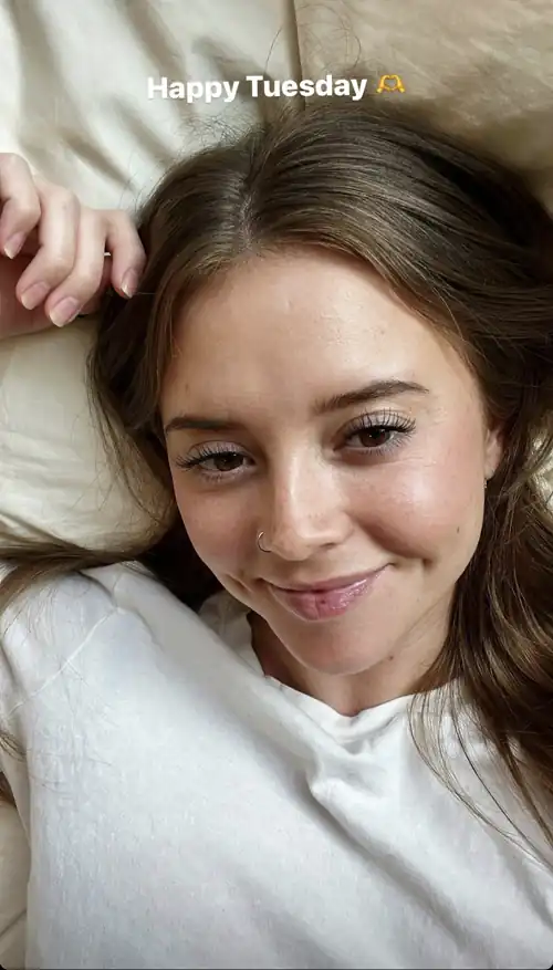 she's SO fucking beautiful 🤯