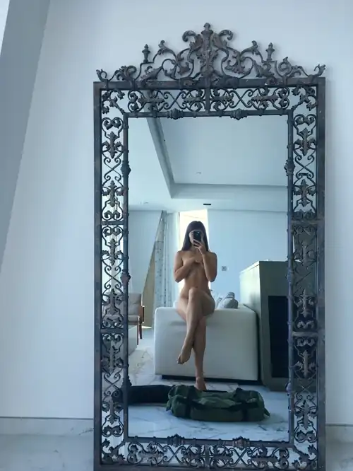 Mirror mirror on the wall, who is the sexiest of them all?