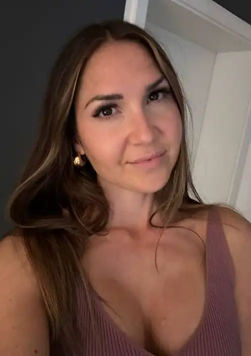 Took myself out for a date last night..Hot? F35