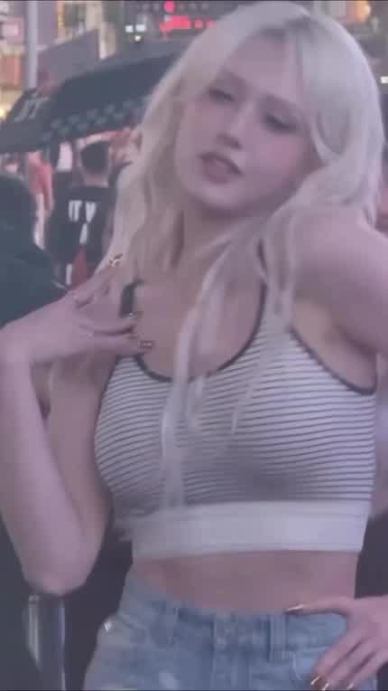 Somi bounce 🍈🍈