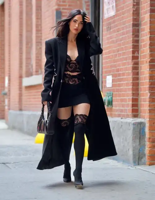 Want to breed Megan Fox in this outfit