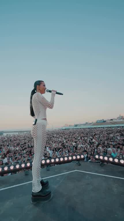 INNA live at Neversea, Romania