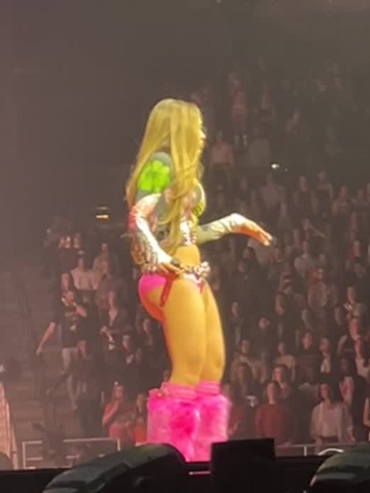Gun 🍑🍑 Omaha 