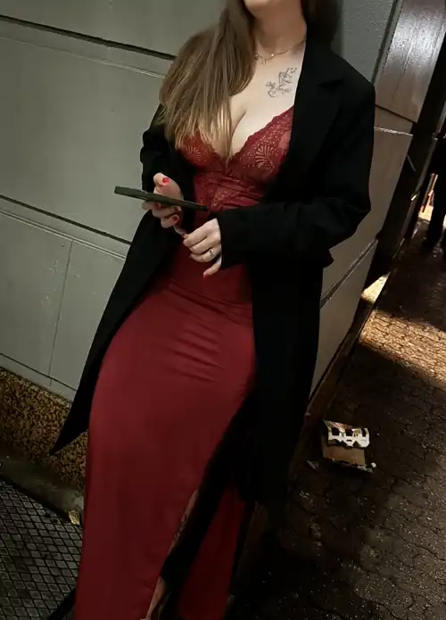 Tell mommy what you like about my dress!