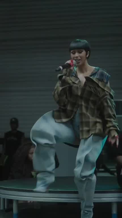 Cardi B spreading her legs