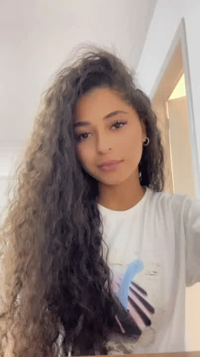 Just broke my bed while riding a dildo. Send a ❤️ and I'll DM the video to you