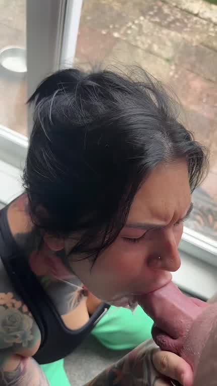 I dont care if your in a relationship or married, im going to drain you and give the best blowjob you've ever had 