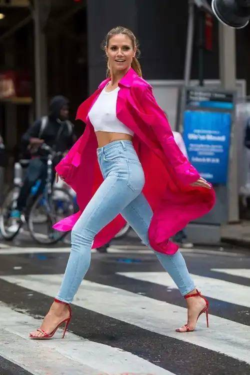 Project Runway photo shoot in New York City (June 2017)