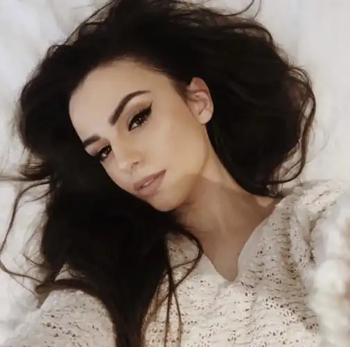 That hair
