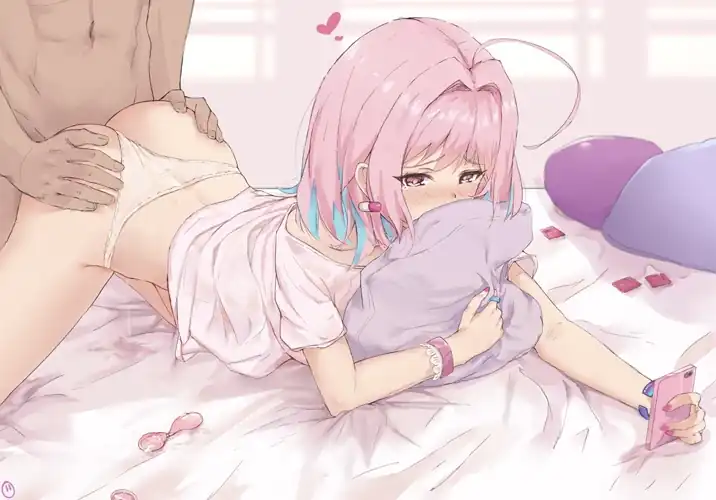 My pussy can at least be useful while I scroll on my phone, right? 🩷