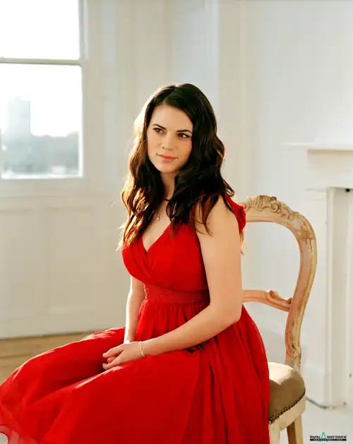 Hayley Atwell 