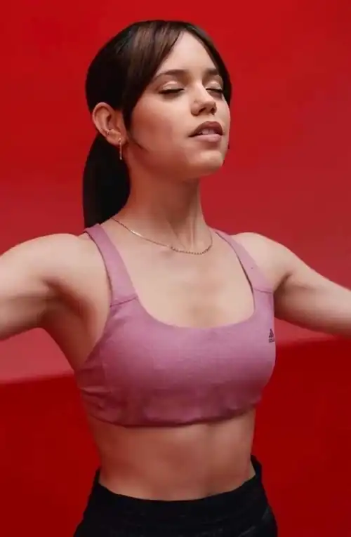 Is it weird that I like how buff she looks?
