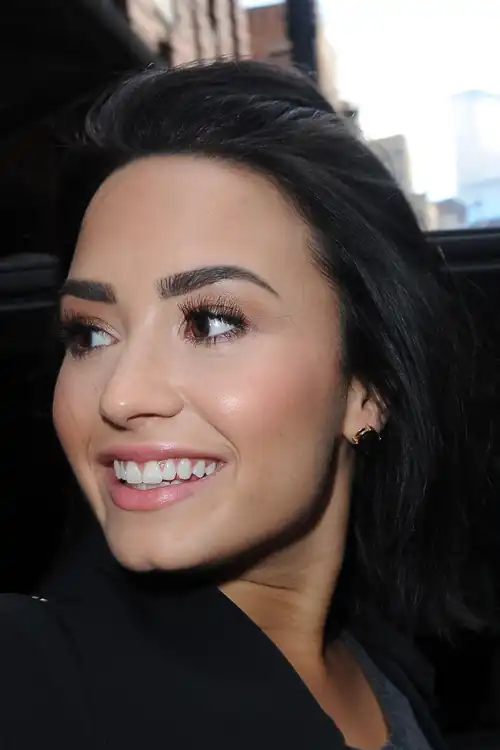 Demi beautiful (2015)