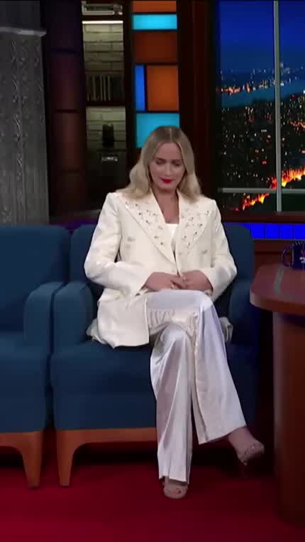 THE LATE SHOW WITH STEPHEN COLBERT (Nov/2022)