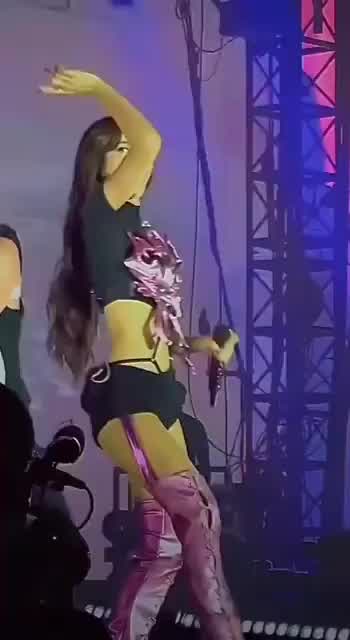 Lisa 🍑