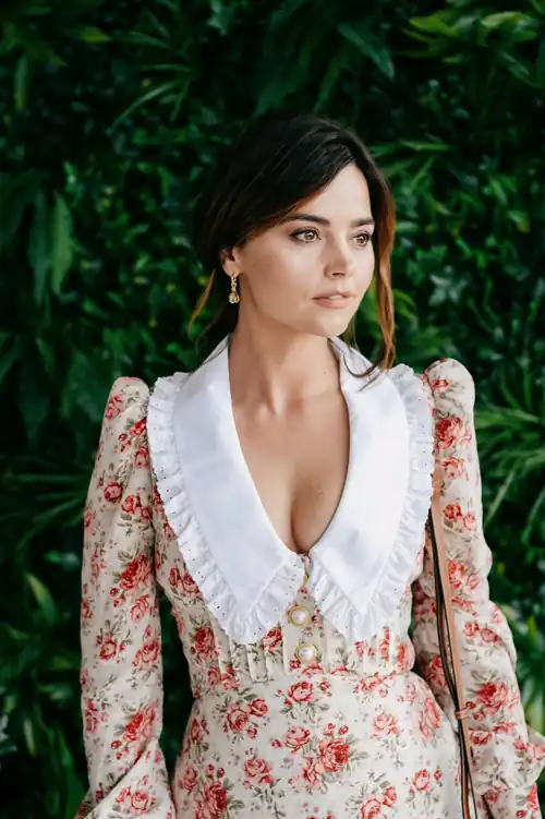 I'd love to take turns with a bud, absolutely railing Jenna Coleman senseless, making her moan like the classy whore that she is.