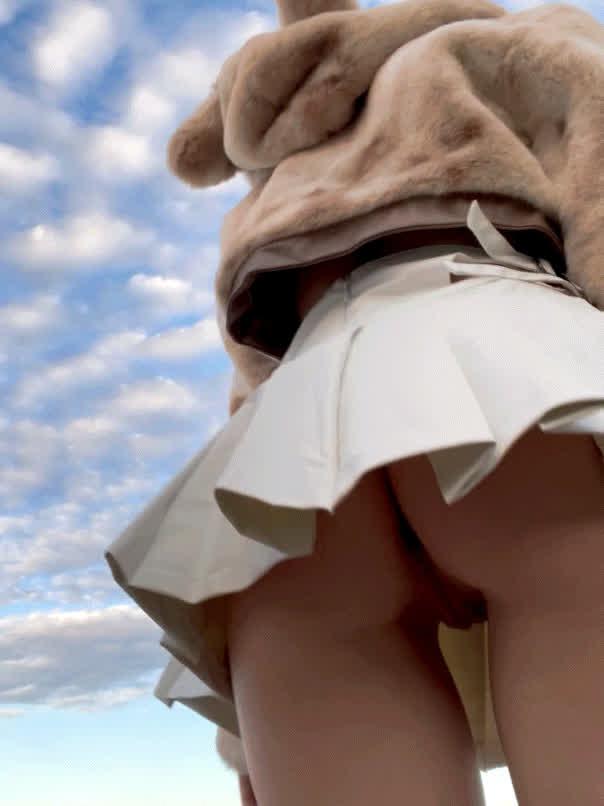 Put on a little show by the lake