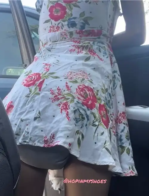 My pretty new dress doesn’t cover a full diaper