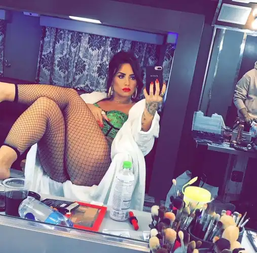 Demi 😍