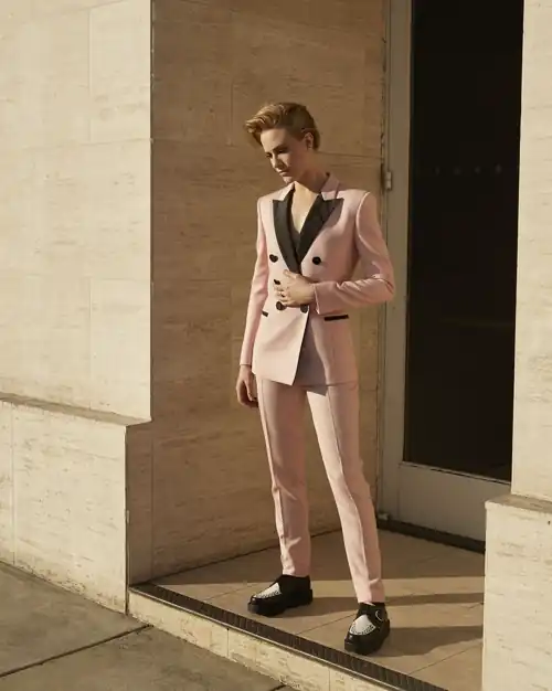 Evan Rachel Wood who's bisexual