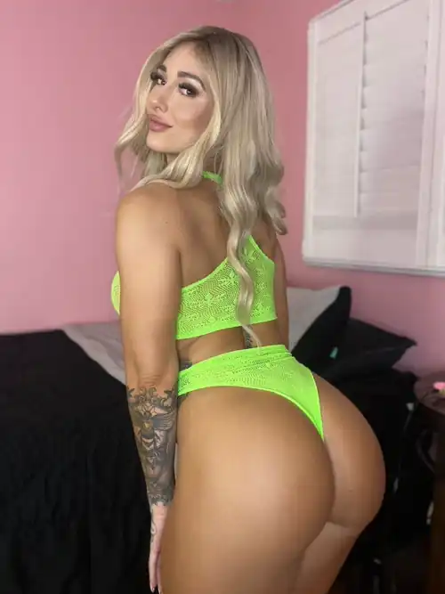 give my booty some love 