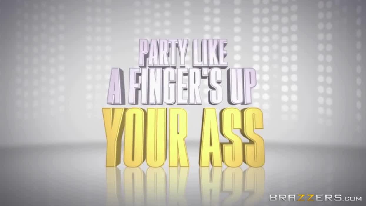 BRAZZERS - LaSirena Party Like A Finger's Up Your Ass #1