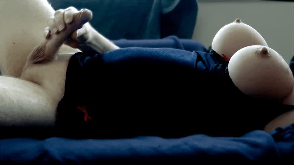 Cumming on myself with a thick and creamy load