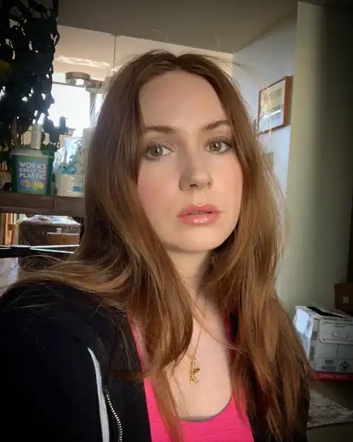 Casual IG selfie