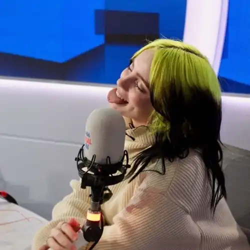 👅