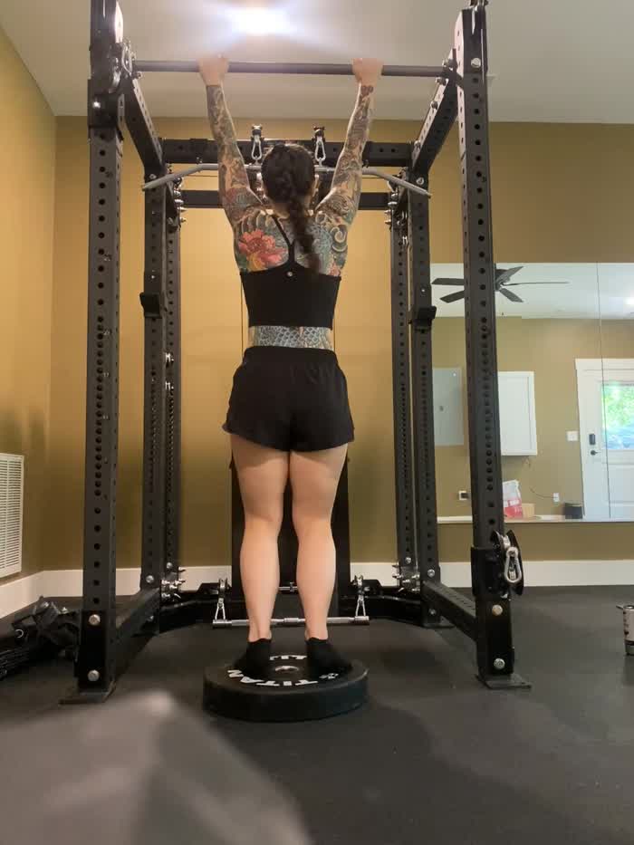 FINALLY did a body weight pull up 