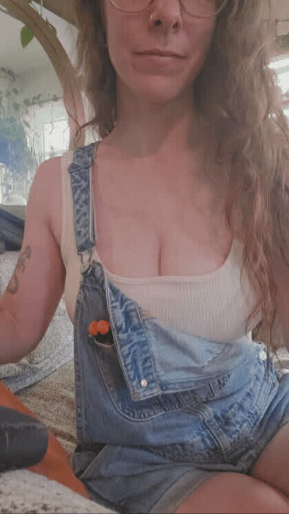 Headed outside to do some yard work 😋