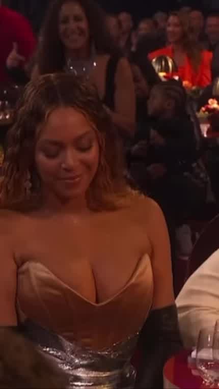 Breaks record for Most Grammy wins (2023)