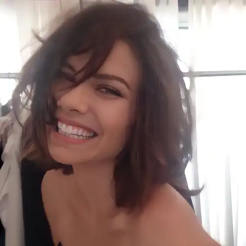 A smile that could stop 1,000 Zombies