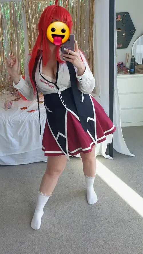 I'm back! I recently did another shoot for the New Year, so I thought you'd like a little look-see ;P Rias Gremory made and worn by me lUwUd_girl