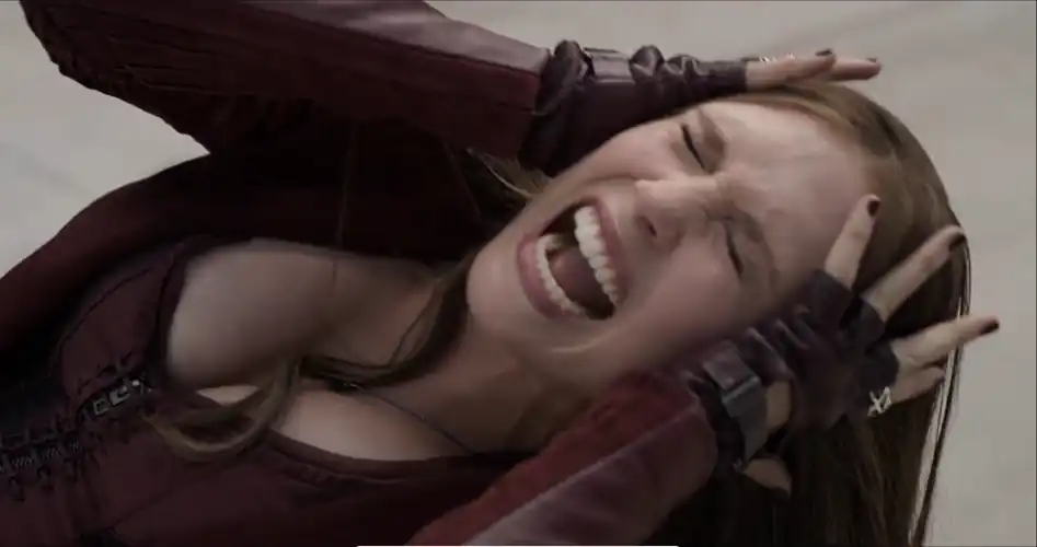 Tits in Captain America: Civil War (2016)