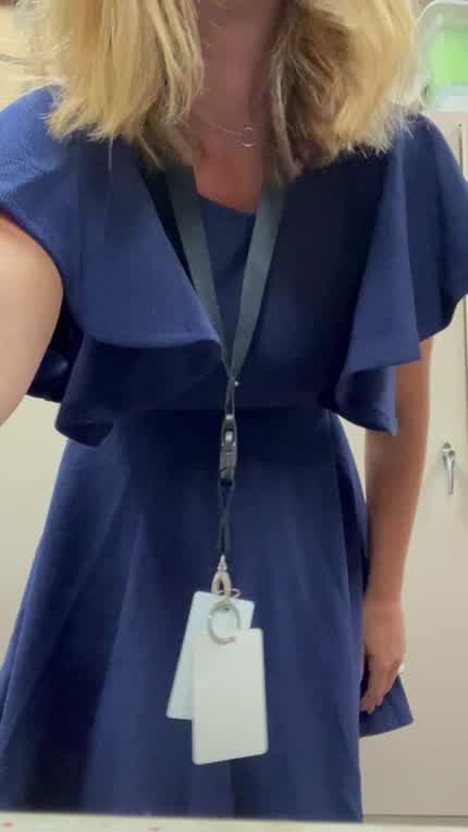 A school teacher classroom flash