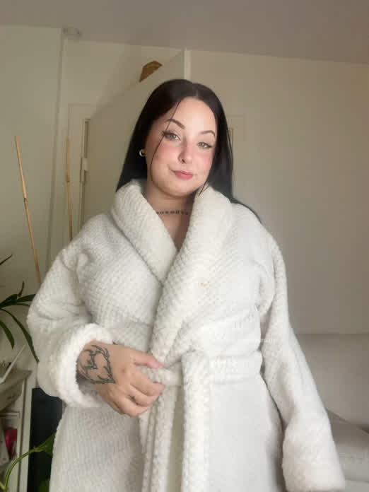 who's a good boy? you are, when you're on your knees worshipping my goth girl body