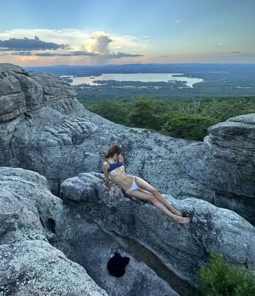 anyone order a climber on the rocks?