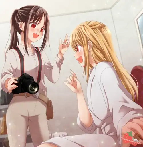 Kaguya taking a photo (By @chocotomamenoki)