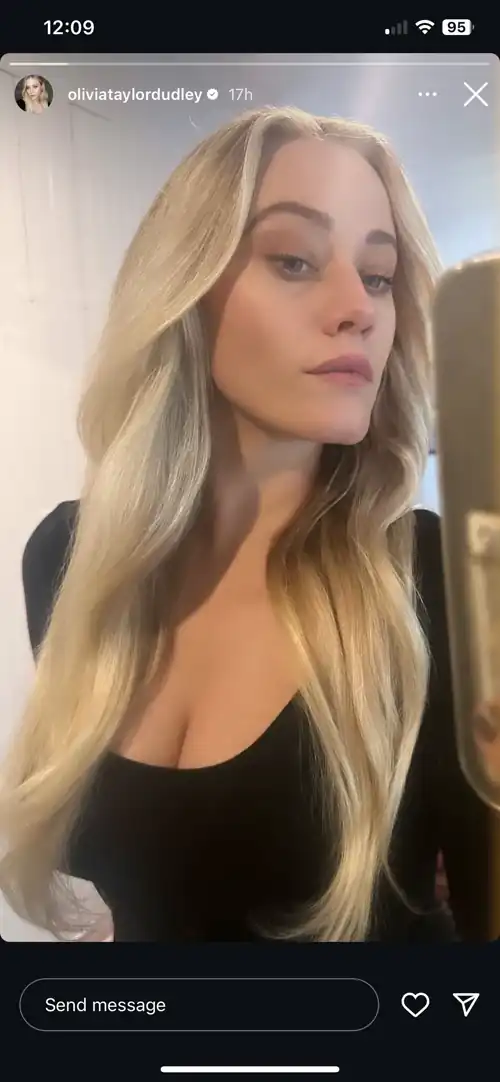 New IG story from Olivia. Lookin foine.