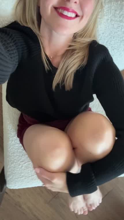 If you don’t have any plans for lunch today, maybe you’d like to eat out…